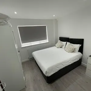  Apartment Dagenham United Kingdom